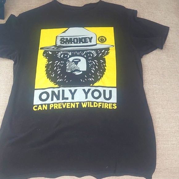 TEE LUV - Picture 1 of 3